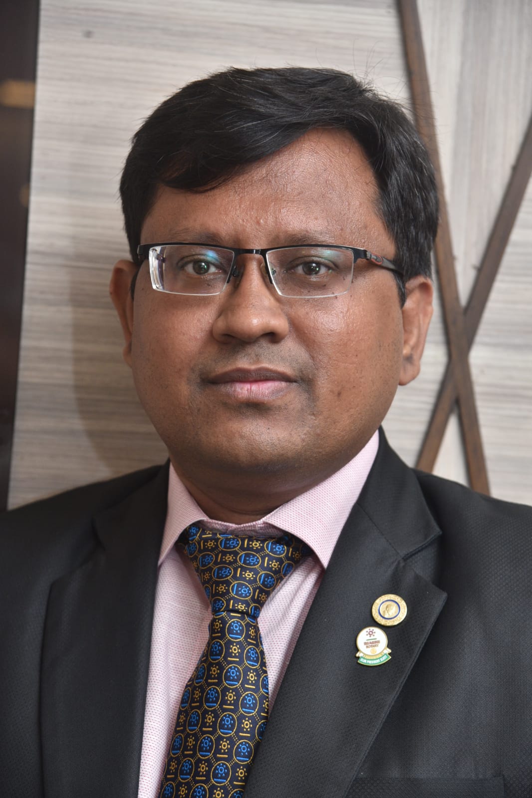 Mr Anil Singhania